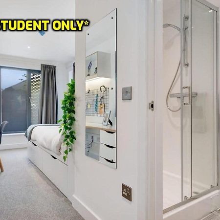 Student Only Zeni Ensuite Rooms, Κόλτσεστερ Εξωτερικό φωτογραφία