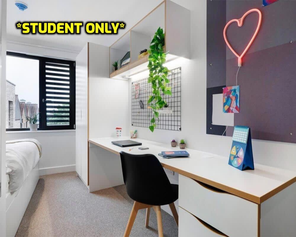 Student Only Zeni Ensuite Rooms, Κόλτσεστερ Εξωτερικό φωτογραφία