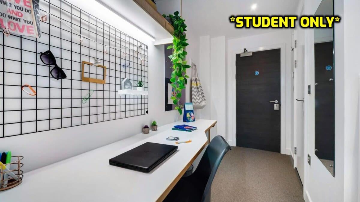 Student Only Zeni Ensuite Rooms, Κόλτσεστερ Εξωτερικό φωτογραφία